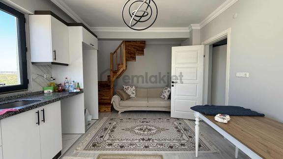 Kıyıköy'de Sahile Yürüme Mesafesinde Satılık 2+2 Dublex 1