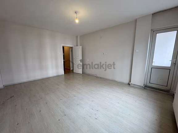 Loft'tan Gültepe Mh Metrobüse Yakın 3+1 Çift Balkonlu Daire 2