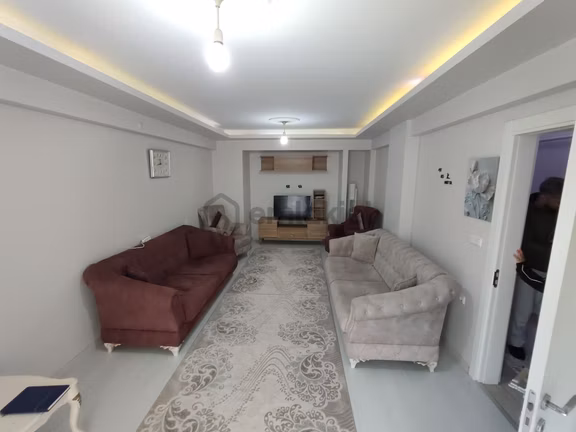 İzmit Gündoğdu Mahallesi Boğazova Caddesinde 3+1 Kiralık Eşyalı Daire 2