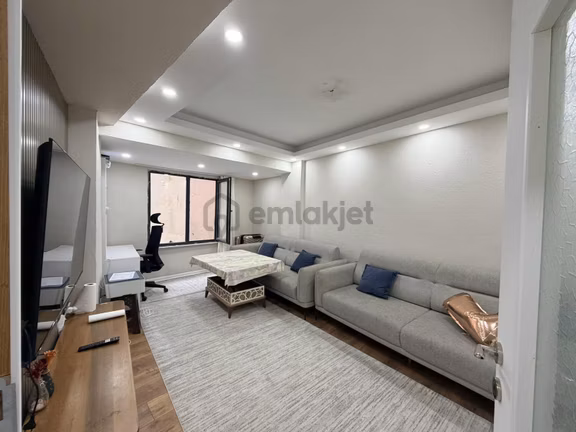Taşolukta Bld'ye Karşısı Eşyalı Kiralık 2+1 Daire 1