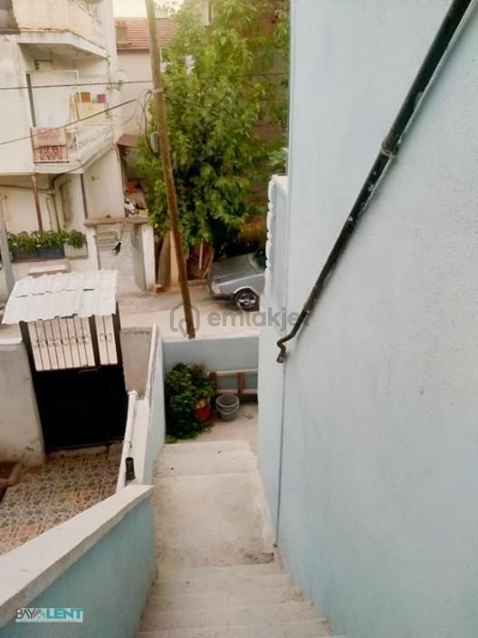 2. Sakarya Mahallesinde Bağlarbaşı Camisi Yanı 3+1 Kiralık Daire 2