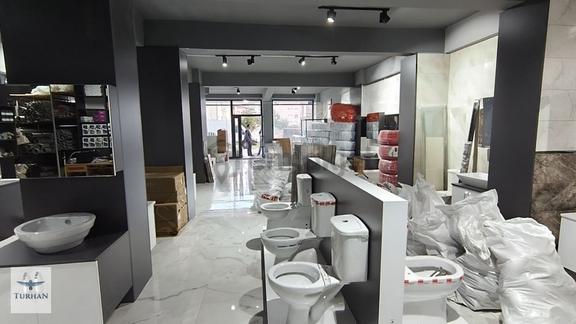 Turhan Emlak'tan Satılık 265 M2 Düz Ayak İş Yeri ! 1