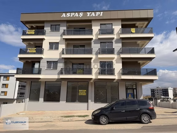 Turyap Aliağadan Aym'ye Yakın Koridorlu Satılık Arakat 1+1 1