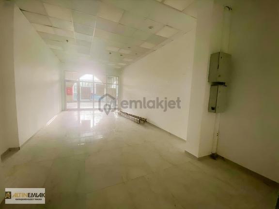 Park Mavera 1de Ana Caddeye Cephe Üst Katta Satılık 222m2 Dükkan 2