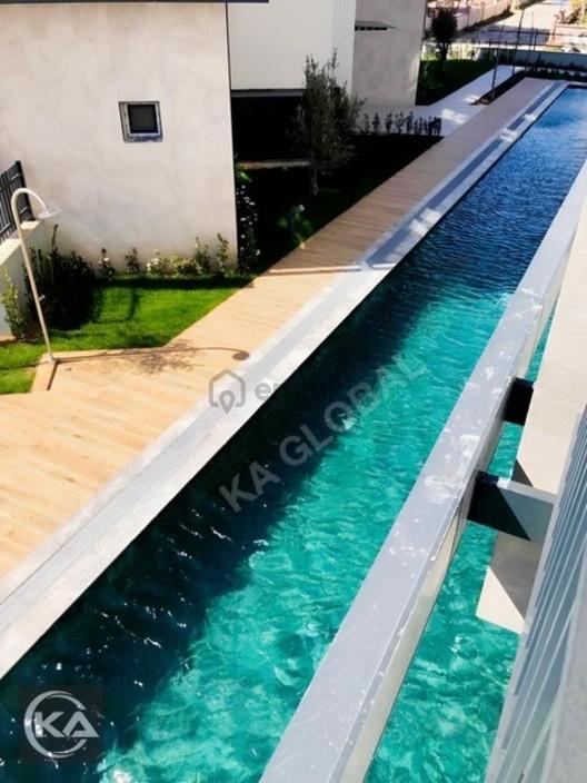 Güzelobada Havuzlu,güvenlikli Sitede Katta Eşyalı Kiralık Daire 1