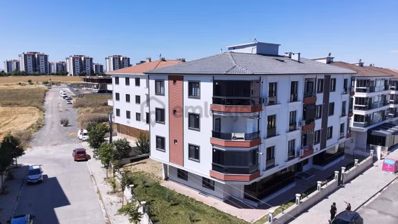 8 Kasım Mh.okullar Bölgesinde Satılık 3+1 Kapalı Otoparklı Daire 1