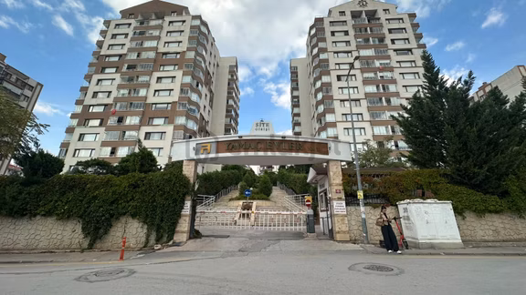 7/24 Güvenlikli Geniş Peyzaj Ve Sosyal Donatısı Manzaralı 3+1 1