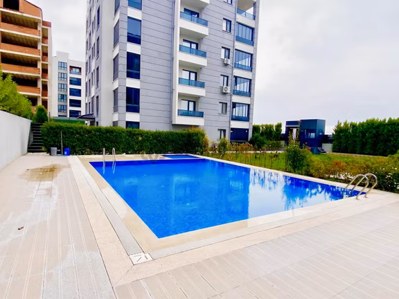 Kayapa 30 Ağutos Mah.site İçi Havuzlu Okula Yakın Giriş Kat 2+1 1