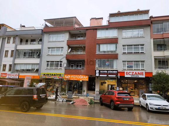 Birlik Mah. 448.caddede Ofise Ve Konuta Uygun 3+1 Daire 2