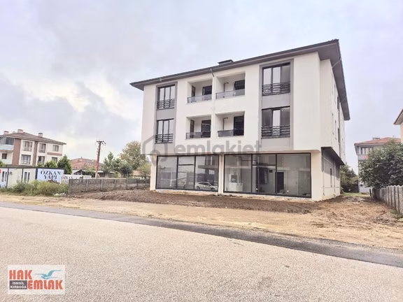 Hak Emlak'tan Koçyazı Mah.de Mutfağı Ayrı Satılık 2+1 Daire 1