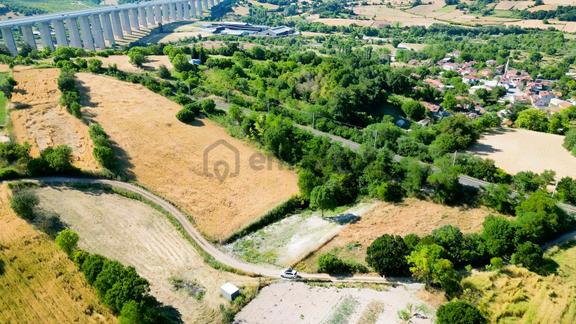Balıkesir İl Merkezinde Osb'ye Yakın Yerleşime Sınır Arazi 1