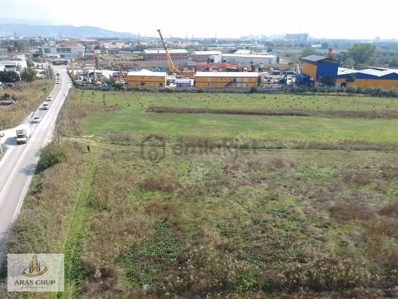 Terminalin Arkasında Asfalt Cepheli 6 Dönüm Satılık Tarla 1