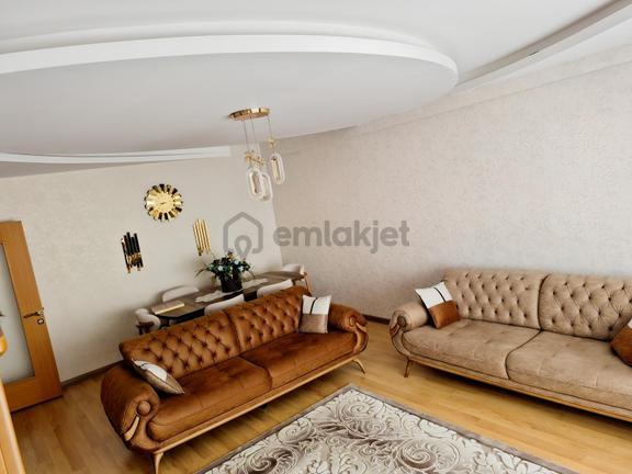 Beyhekim Mah. Hakim Konaklarında Lüks Arakat Satılık 4+1 Daire 2