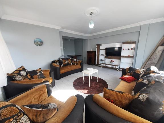 Ömürevleri Eşyalı Kiralık 4. Kat Daire 2