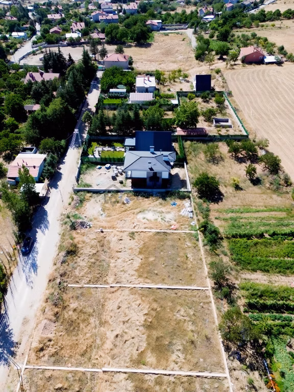 Mehmet Akkuştan Çayırbağında 515 M2 İmarlı Arsa 2