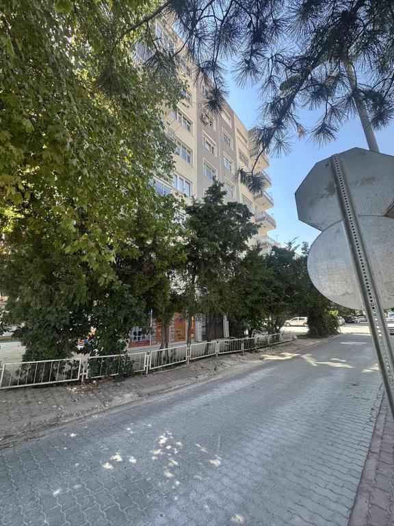 Mehmet Akkuştan Işıklar Mahallesinde Geniş 2+1 Kiralık Daire 2