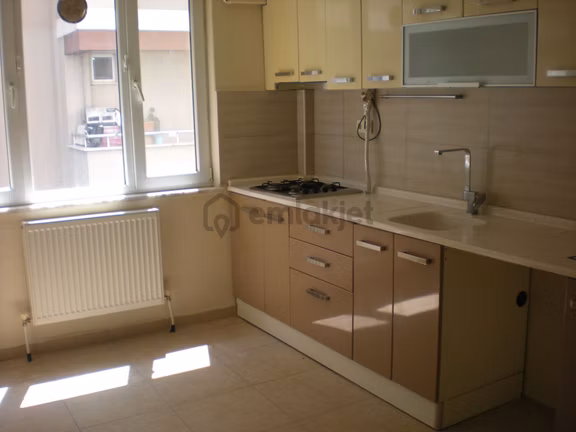 Balıkesir Bahçelievler De Demirdağ Emlak Tan Kiralık 3+1 Yüksek Giriş Daire. 1