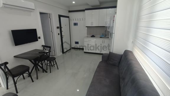Şehzade Gayrimenkul'den Karahasanlı Mah. 1+1 Kiralık Apart 1
