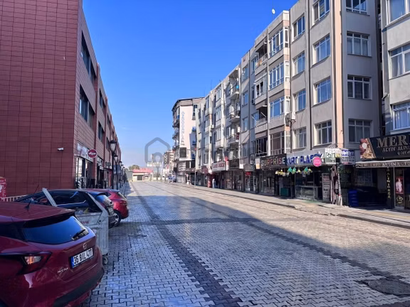 Menemen Merkez De Cadde Üzeri Devren Kiralık 180 M2 Dükkan 2