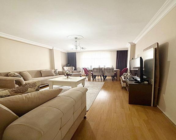 Şok Fiyat Metrobüse Yakın Sorunsuz 145m2 Acil 3+1 Satılık Daire 1