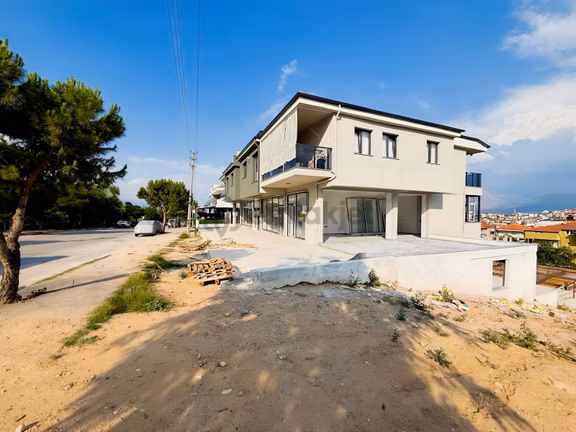 Konum İyi Yerde Sıfır Depolu İşyerleri İşlek Cadde Üstü 1