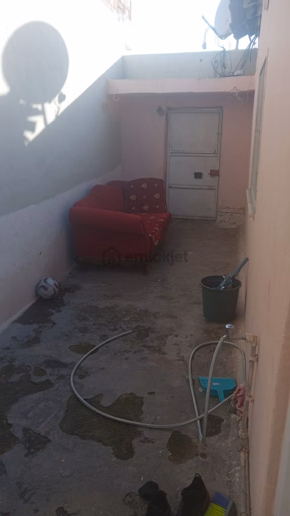 Aydın Söke Yenicami Eski Garaj Yakını Bahçeli 2+1 Satılık Müstakil Ev 1