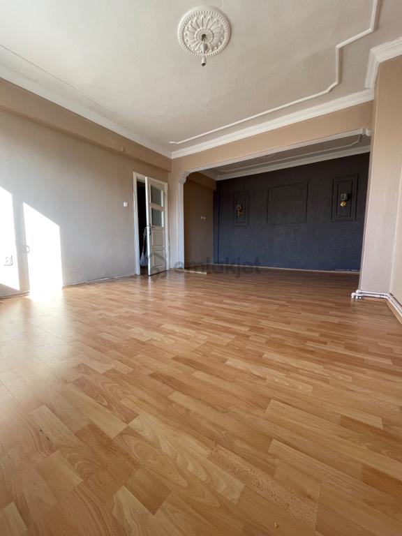Unilever İlkokulu Yanında Kiralık Geniş 2+1 2