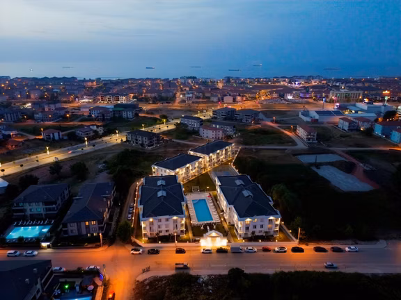 **fırsat!!! Modern~havuzlu~güvenlikli Site İçinde 2+1 Daire*** 2