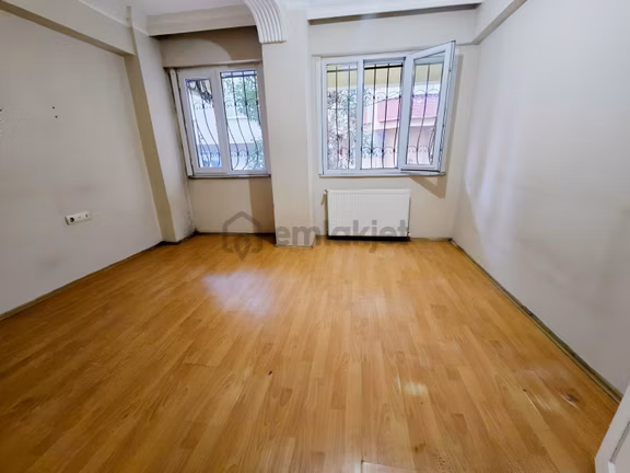 Mimar Emlak'tan Kiralık 1+1 Yeni Yüksek Giriş Daire 2