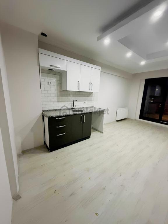 Üniversite Yanı Lüks Tasarm Konsepti 1+1full Eşyalıkiralık Daire 2