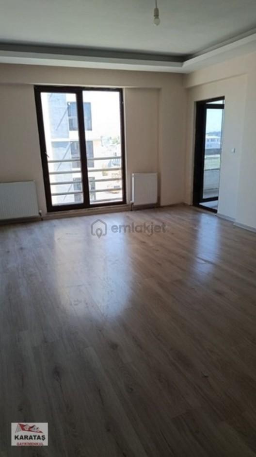 Güneştepe Çamlık Caddesinde Site İçi Kiralık 6+1 Dublex Daire 1