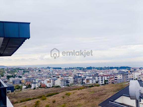 Çiftlikköy'de Doğa Ve Deniz Manzaralı 2+2 Satılık Dubleks Daire 2