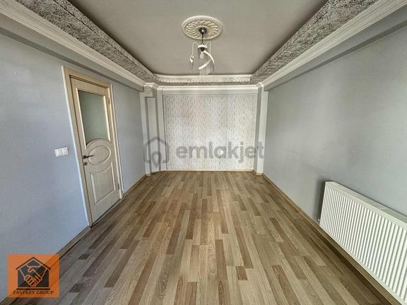 Merkezde Kiralık 2+1 Arakat D.gazlı Daire Asansörlü Bina 2