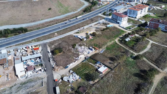 Redstone Çerkezköyde E-5 Üzeri E Satılık Arsa 2