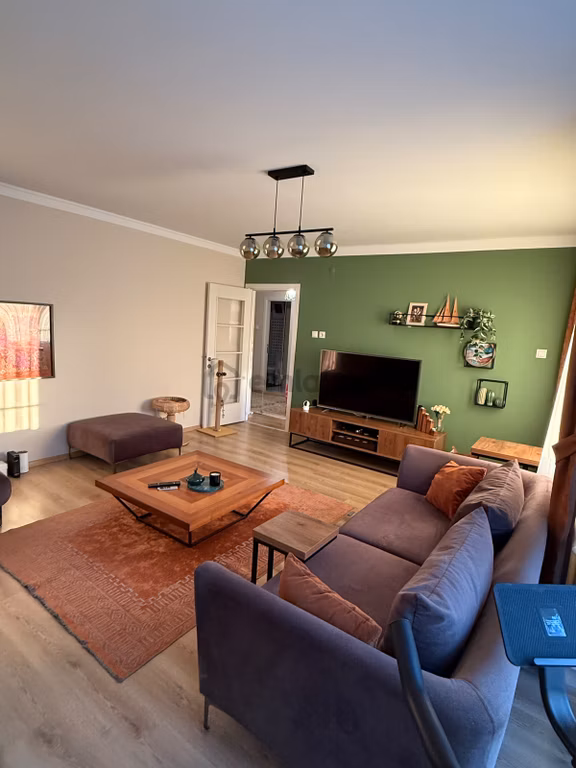 Redstone Edirne Fatih Mahallesinde Merkezi Konumda 3+1 Satılık 1