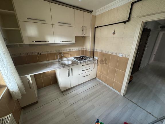 Şahin Grouptan Battalgazi Mahallesi Alibey Göbekte 1.kat Konumunda 3+1 Yüksek Giriş 2