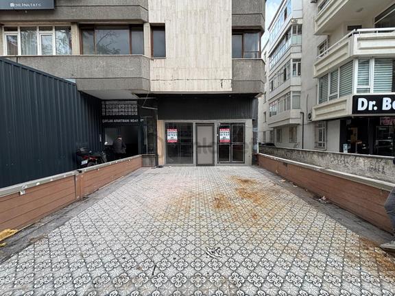 Bk Gayrimenkulden Kızılayda İşlek Cadde Üzerinde Kiralık Dükkan 1