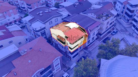 Remax Mıd'den Maltepe'de Özel Okullar Bölgesıne Yakın 30 M2 Teraslı 3+1 Dubleks Daıre 1