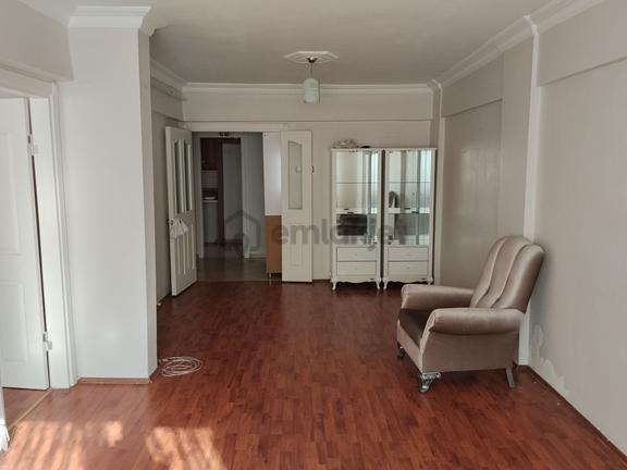 Altunibağ Zade Sk. Üzeri 2+1 Daire 95m2 2