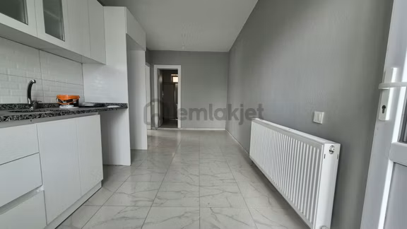 Keşan Merkezde İçi Yenilenmiş Taşınmaya Hazır 2+0 Kiralık Daire 2