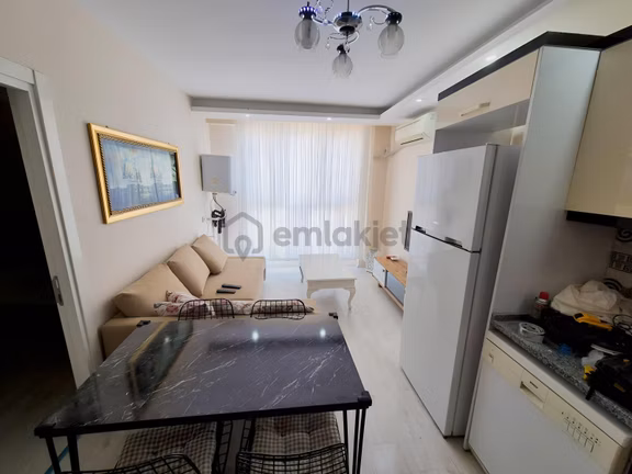 Bayraklı Şehir Hastanesine Yakın Eşyalı 1+1 Kiralık Daire 2