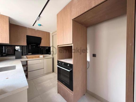 Varlık Mah. 2+1 Akıllı Ev Sistemli Arakat Sıfır Kiralık Daire ! 2
