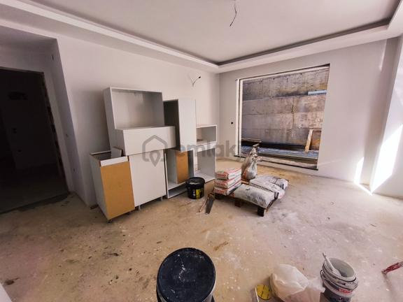 Metroya 5-6 Dakika Yürüme Mesafesinde Bahçe Teraslı 1+1 Daire 1