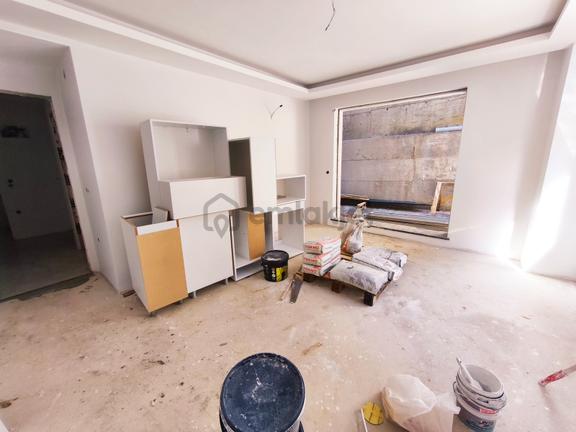 Metroya 5-6 Dakika Yürüme Mesafesinde Bahçe Teraslı 1+1 Daire 2