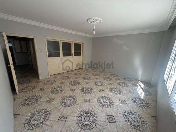 Alfadan Fevzipaşa Mahallesinde 3+1 Kiralık Bahçeli Müstakil 1