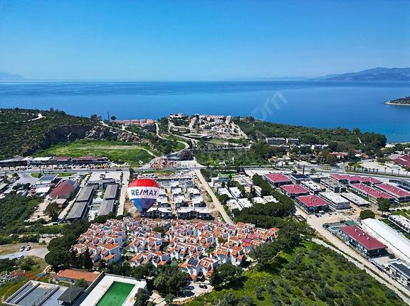Kuşadası'nda Denize Yürüme Mesafesinde Satılık 4+1 Villa 2