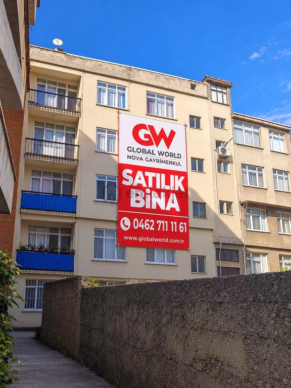 Atapark'ta Komple Satılık Bina Fırsatı 1