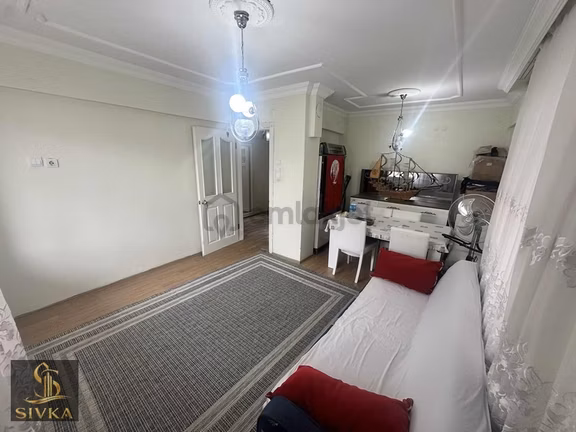 Sarıkızda Merkezi Konumda Satılık 2+1 Daire 1