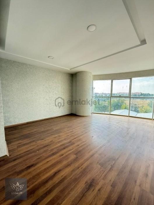 Adliye Yanı Fırsat Büro 1+1 80 M2 Acil Satılık Oturuma Hazır 2