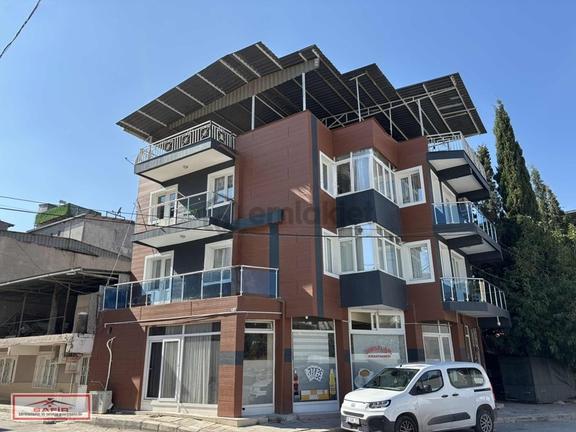 Safir'den Dükkanlı Satılık Komple Bina 1